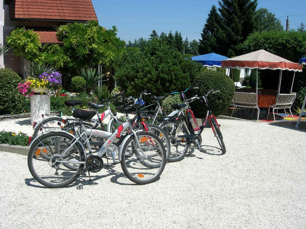 Haus Thon Appartement Bodensdorf Buitenkant foto